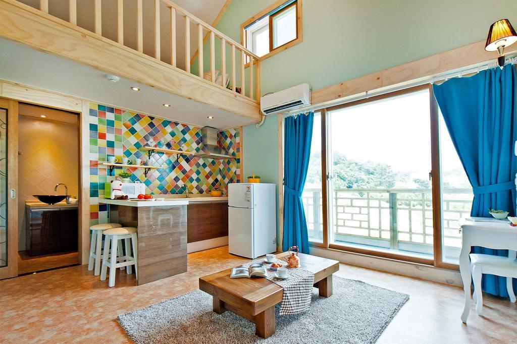 Starlight Journey Pension Gyeongju Buitenkant foto