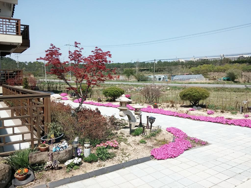 Starlight Journey Pension Gyeongju Buitenkant foto