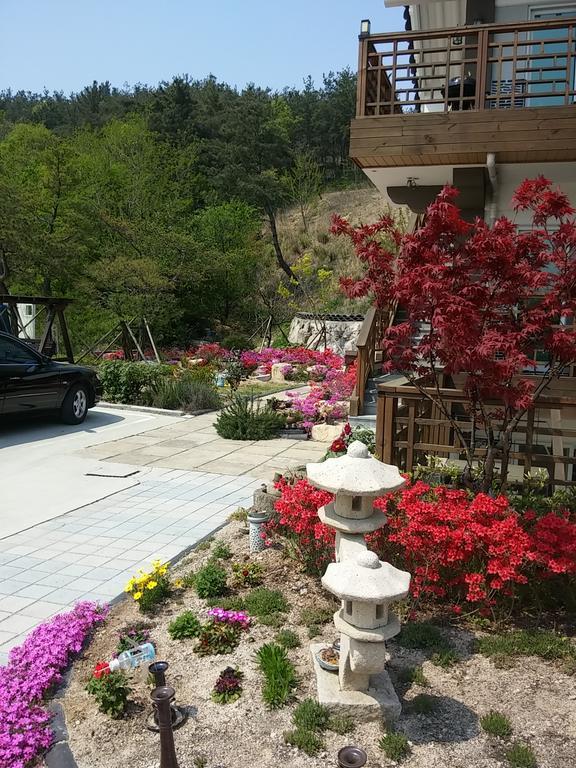 Starlight Journey Pension Gyeongju Buitenkant foto