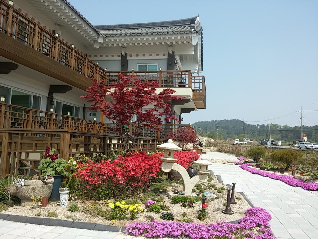 Starlight Journey Pension Gyeongju Buitenkant foto